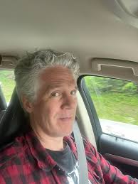 Ute och letar midsommar💥🌷🍾