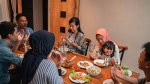 Aku niat berpuasa esok hari menunaikan fardhu bulan ramadhan tahun ini karena. Simak Bacaan Doa Buka Puasa Di Bulan Ramadhan Suara Lampung