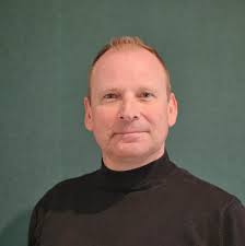 Prisoners 📢 Join us for a little vehicle showcase with our very own  Raymond Cruz 🎉 Experiment with modular parts and vehicle painting, let  your imagination run wild 🎨 June 17th ->