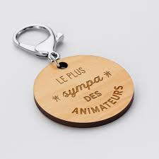 Porte Cles Grave Bois L Ecole Est Finie Medaille Ronde 50 Mm Edition Speciale Porte Cle Grave Porte Cle Porte Cle Personnalise