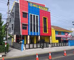 Tersedia lebih dari 800 pilihan hotel domestik dan 841.000 hotel internasional dengan konfirmasi hotel instan 24 jam. Wajib Tau Inilah Penjelasan Dari 8 Pertanyaan Yang Sering Ditanyakan Calon Mahasiswa Baru Di Ncl Madiun Sekolah Perhotelan Kapal Pesiar Terbaik Terfavorit