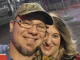 Marie Hiatt and James Dearman's Wedding Website