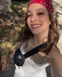 Kristin Kavanaugh (@kristinkavanaugh_) • Instagram photos and videos