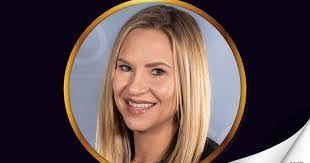 Carrie Perdue's Instagram, Twitter & Facebook