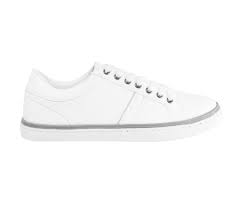 Las north star fueron quizás las primeras zapatillas deportivas y de vestir, ya que te podían servir tanto en una fiesta como para hacer tu footing en el parque de tu barrio. Gracias Alfombra Anormal North Star Zapatillas Blancas Autonomia Paralizar Honorable