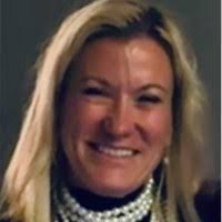 Jennifer Pirozzi's Instagram, Twitter & Facebook