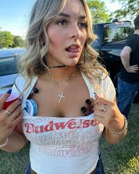 athena🤍 (@thenahug) • Instagram-bilder og -videoer