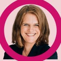 Diana Effinger's Instagram, Twitter & Facebook