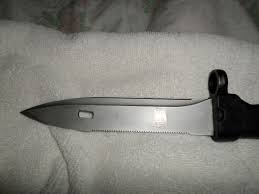 Actuating a lever that extends out of the grip fires a round. Arsenal Current Issue Circle 10 Bulgarian Bayonet Fighting Knife For Akm47 74 For Sale At Gunauction Com 17101504