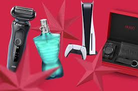 The best gifts for teen boys in 2020 teenagers can be a tough audience to impress, but we've got you covered with our lineup of the best gifts for boys. Christmas Gifts Ideas Christmas 2020 Argos