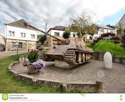 Search for and book hotels in houffalize with viamichelin: Houffalize 11 September Pantherbehalter Der 116th Abteilung Riss Wahrend Des Kampfes Von Den Ardennen Ab Redaktionelles Bild Bild Von Unten Krieg 79985480