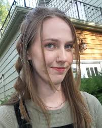 ✨STAFF SPOTLIGHT✨ Our first staff spotlight is one of our full-time study  abroad advisors: Jamie Glanz! Jamie studied abroad in Stirling, Scotland  for a semester in 2020 and has done loads of