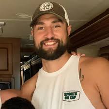 Scott Wald (@TheMeatMan11)