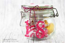 Bei unseren geldgeschenken gibt´s jede menge toller ideen! Stempel Biene Ein Glas Voller Gluck Gluckskekse Zum 18 Geburtstag