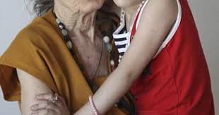 Motanul, pe nume corduroy, are 26 de ani, două luni şi 20 de zile, spun stăpânii lui. A Fost Cea Mai BÄtranÄ MamÄ Din Lume Cum A Ajuns Acum Adriana Iliescu Galerie Foto Poza 2