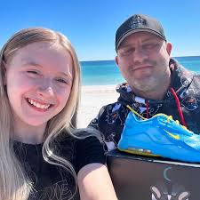 thank all of you for allowing me to custom paint shoes for you. for my  birthday it would mean a-lot if you could share your shoes and tag me in  your story. @