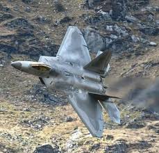 F 22 In 2020 Fighter Planes Fighter Jets Fighter
