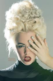 Lauren Wk Stops In For Marie Antoinette Look Tomahawk Salon Hair Today Halloween Hair Hair Shows