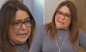 Monique Ring's Instagram, Twitter & Facebook