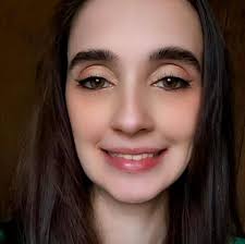 Asking for opinions here cause I'm seeing the majority of people  complaining about the new decorating mode. So I actually love it I think  it's so much better, easier and faster. Just