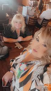 Anyone know of any good pubs cwmbran next Friday... girls night out..