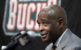 Larry Drew says he's 'going to become buddies' with Bucks players