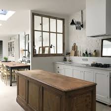 Les Penates A Vintage Guest House In Reims France En 2020 Interieur Moderne De Cuisine Interieur De Cuisine Separation Cuisine Salon