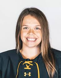 Ella Reynolds's Instagram, Twitter & Facebook