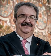 Ceremonia de ingreso de don Fernando Serrano Migallón