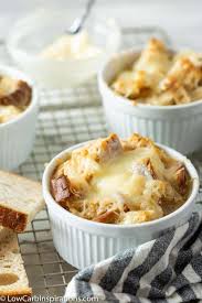 If You Love French Onion Soup This Keto French Onion Soup Recipe Is Right Up Your Alley Simple Deliciou In 2020 Keto Soup French Onion Soup Recipe French Onion Soup