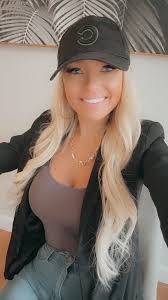 How could I not do the trend 🦁 ✈️ ☀️ , #circleoflife #lionking  #travelmemories #exploretheworld #travelgoals #viewfromabove #jetsetterlife  #traveling #emirates #emiratesairline #emiratesfirstclass ...