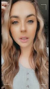 Lisa Hanford's Instagram, Twitter & Facebook