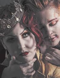 Candice Hazel's Instagram, Twitter & Facebook