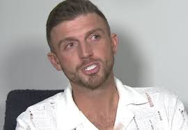 Deal or No Deal star breaks down in tears