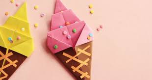 Baiklah ada banyak cara atau trick untuk membuat origami berbentu hati, namun anda tidak perlu khawatir karena pada kesempatan kali ini admin akan berbagi cara membuat origami beserta gambarnya. Cara Membuat Origami Ikan Hati Bunga Tulip Untuk Anak Popmama Com