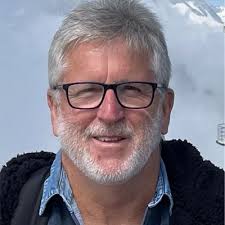 this man holes going nowhere