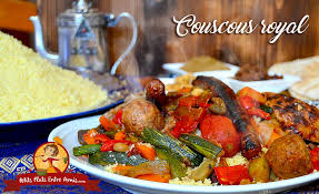 800 g de gigot d'agneau raccourci (ou 600 g d'épaule sans os),6 ailes de poulet,6 merguez,600 g de semoule de couscous (fine ou. Couscous Royal Petits Plats Entre Amis