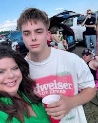 Happy Birthday to our amazing team member, Renee Statler! ✨🎉 Wishing this  beautiful soul the happiest of birthdays today! Your willful attitude and  dedication keep us all motivated, and your nurturing spirit