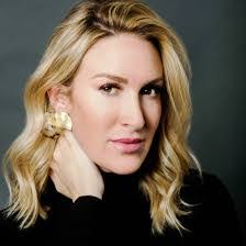 Katrina Caswell's Instagram, Twitter & Facebook