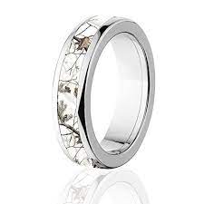 Snow Realtree Camo Band Titanium Ap Camo Rings 6mm Comfort Fit To View Further For This Item Visit T Camo Rings Camo Wedding Rings Camo Engagement Rings