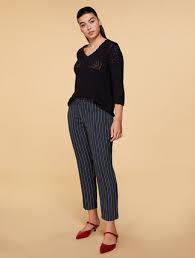 Marina rinaldi pantaloni fantasia foglie blu e biancotg comoda 25=54 56 it. Marina Rinaldi Curvy Primavera Estate 2021 Foto Collezione Persona Consigli Per Tutti