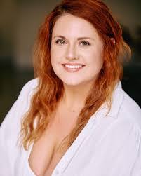 Sabrina Yates's Instagram, Twitter & Facebook