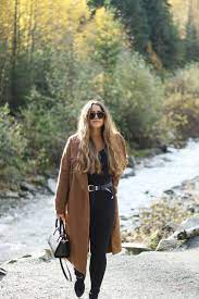 Asos Winter Coats Alicia Fashionista Vancouver Fashion Blogger Canadian Style Vancouver Fashion Curvy Outfits Autumn Outfits Curvy