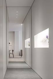 Tadao Ando S 152 Elizabeth Street Apartment Block Interior Pareti A Specchio Arredamento Ingresso Casa Arredamento Ingresso