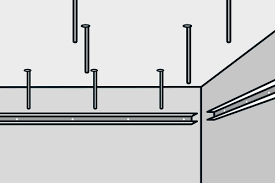 Um möglichst schnell voran zu kommen orderte ich dachlatten in der länge von 4 metern. Decke Abhangen In Vier Schritten Anleitung Von Hornbach