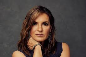 Mariska Hargitay to Receive Dick Cavett Award at Hamptons Film Festival