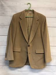 Touchably soft brushed camel hair makes this cozy wrap design an elegant choice. Vintage Bill Blass Camel Hair Sport Coat Blazer Men S Gem