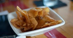 Ibu hamil memerlukan makanan berkhasiat dan penuh dengan nutrisi lengkap. 4 Pantangan Makanan Untuk Ibu Hamil Dengan Hipertensi Popmama Com