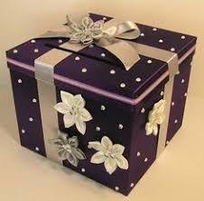Realiza tus envíos con sobres verjurados, realizados en papel de alta calidad de color blanco y con cierre autoadhesivo, o con sobres de regalo acolchados. 10 Ideas Para Lluvia De Sobres Lluvia De Sobres Caja De Tarjeta De Boda Tarjetas De Boda