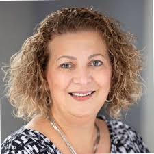 Rachel Henke's Instagram, Twitter & Facebook